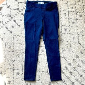 Old Navy Super Skinny Pull-On Jeggings - Dark Wash